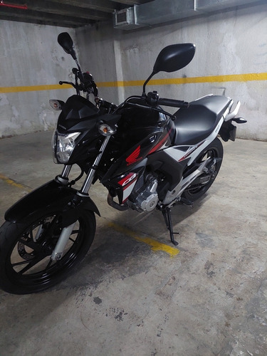 Imagen 3 de 10 de Honda Cb 250