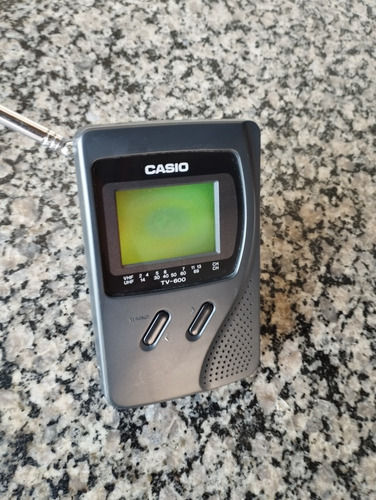 Imagem 1 de 7 de Mini Tv Casio Analógica Antiga Portátil Funcionando