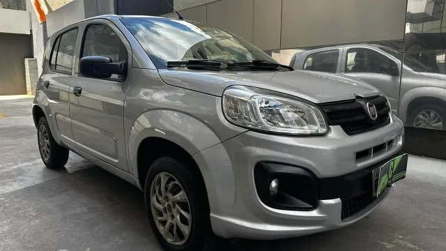 Uno 1.0 Firefly Flex Attractive 4p Manual
