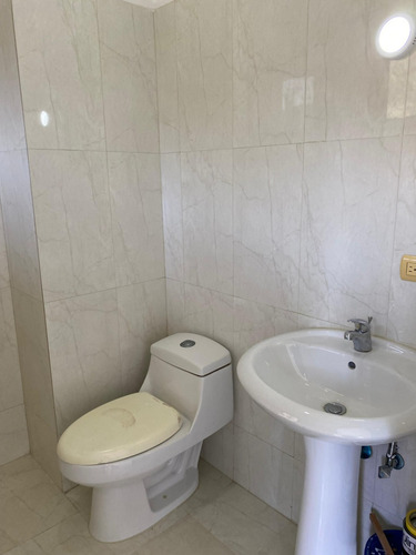 Venta De Apartamento Con Financiamiento El Parral