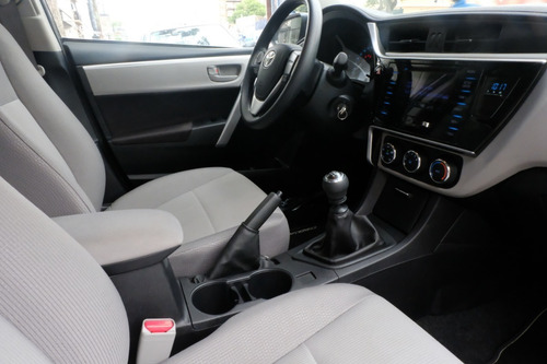 Toyota Corolla Xli 1.8 6mt