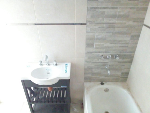 Imagen 9 de 14 de Departamento En Venta En Avellaneda Este