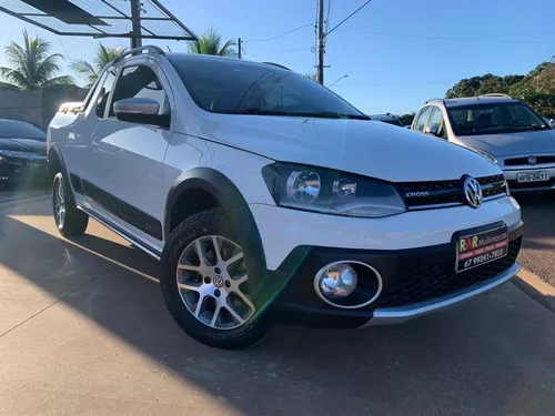 VW - Volkswagen Saveiro Cross 1.6 C.E. Amarela 2014 - Dourados