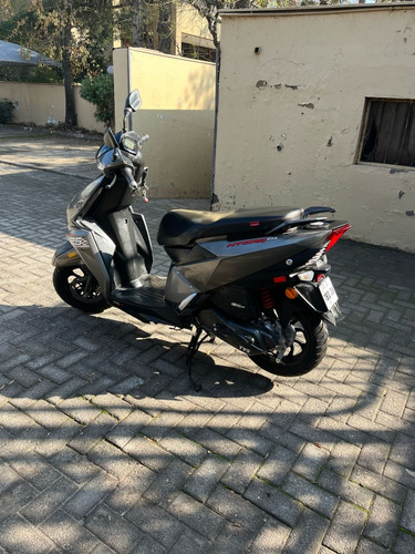 Moto Scooter Tvs Ntorq Como Nueva!!