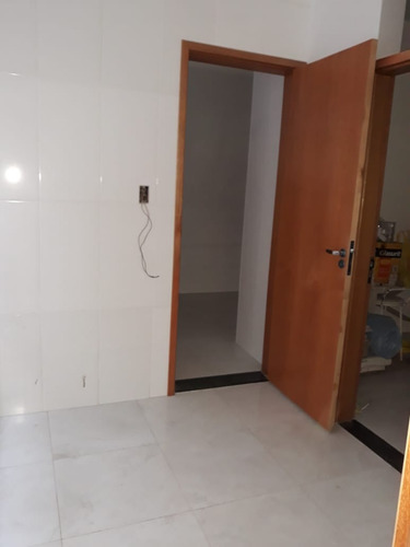 Imagem 6 de 14 de Ponta Da Praia- 3 Dorm-ste-dep Comp-1 Vg -elv-px Praia-show