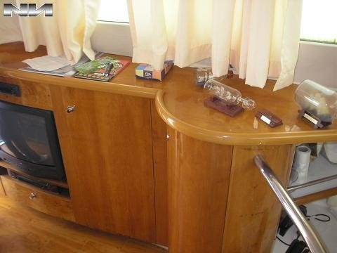 Genesis 387 Año 1998 Con Mercruiser 220 Hp En Buen Estado