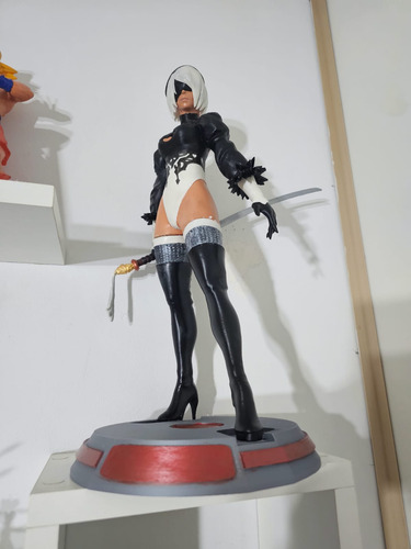 Nier: Automata Figura Coleccionable De 2b 40 Cm