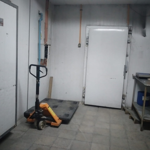 Venta Propiedad Industrial Con Cámaras Frigoríficas Santiago