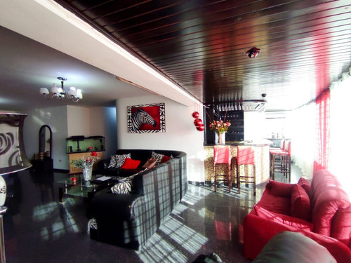 Amplio Apartamento En Prebo, Residencias San Andrés. Luz Coelho