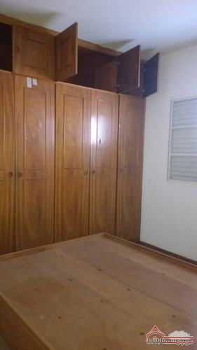Imagem 5 de 15 de Casa Grande Com Salão Em Baixo Pq Santo Antonio Jacareí Sp - 2102