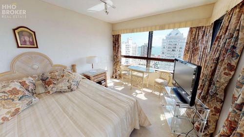 Imagen 17 de 30 de Departamento En Venta. Semi Piso. Vista Al Mar. Peninsula. - Punta Del Este Peninsula