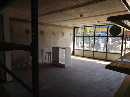 Locales Cerca De Metro Y Mall Estación Centra (177207)