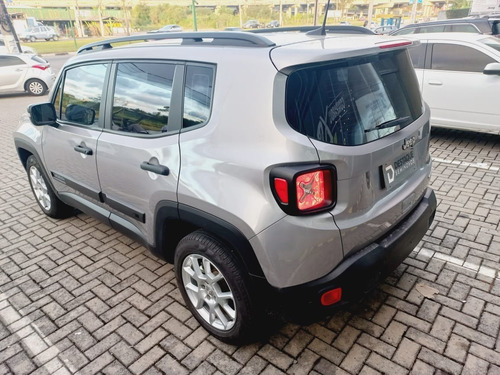 Imagem 12 de 19 de Renegade Sport Flex 2021 Prata