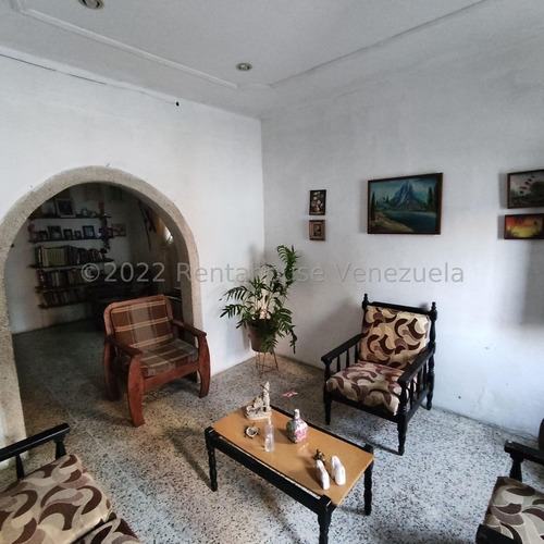 Imagen 2 de 10 de Casa En Venta Calicanto Maracay 22-24489 Hc
