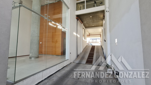 Imagen 3 de 8 de Venta De Cochera Fija En Banfield Centro