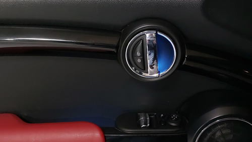 Mini John Cooper Works 2.0 JOHN COOPER WORKS HOT CHILI AT