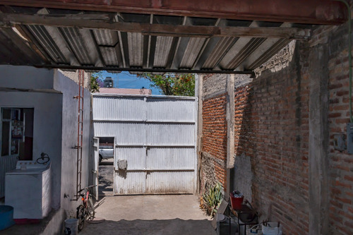 Bodega En Venta En Zapopan (dentro De Amg)