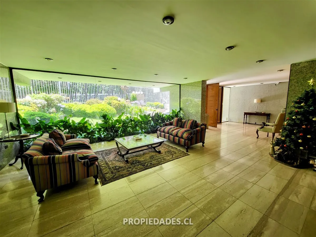 Imagen 2 de 25 de Departamento En Arriendo De 3 Dorm. En Las Condes Plaza Perú