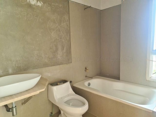 Imagen 10 de 13 de Apartamento En Venta En Mirador De Los Campitos I 21-8370 Carolina Fermoso 0424-2083128