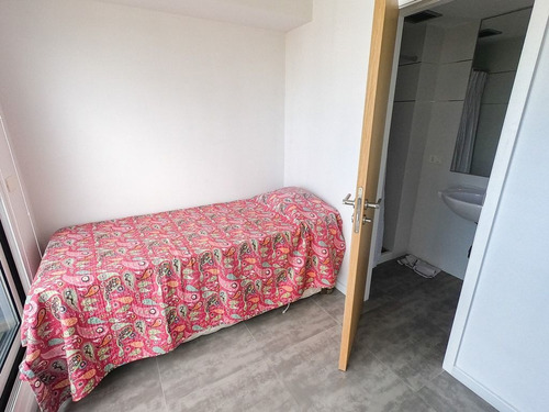 Imagen 17 de 28 de Apartamento 3 Dormitorios En Playa Mansa, Punta Del Este - Alexander