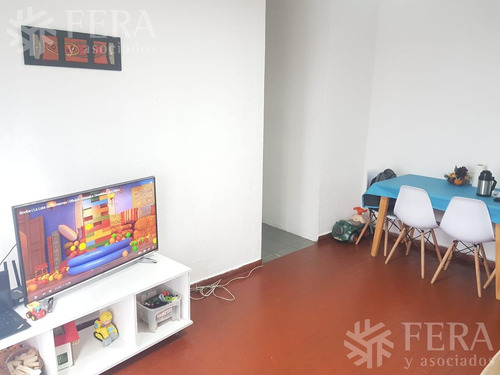 Imagen 6 de 10 de Venta De Departamento De 3 Ambientes En Wilde (28160)