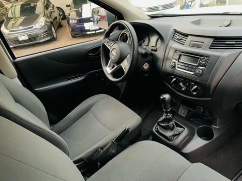 Nissan NP300 2.5 Chasis Cabina Mt Ac