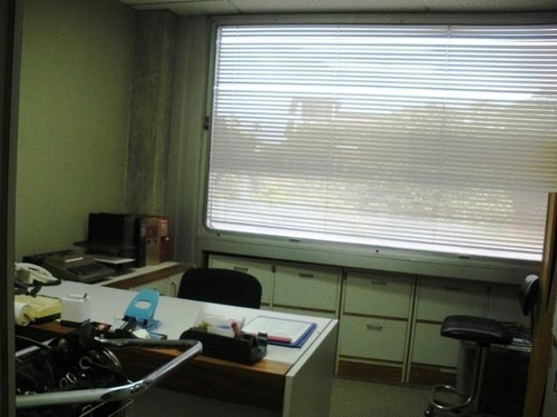 Imagen 2 de 9 de Excelente Oficina En Venta - Urb Santa Paula - Mls#22-14794