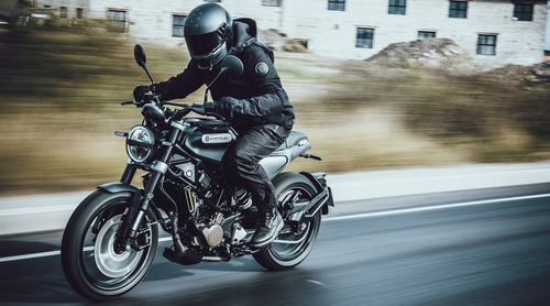 Husqvarna Svartpilen 200 Scrambler 0km Urquiza Motos