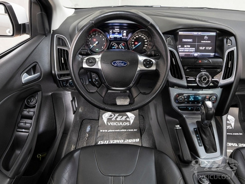 Ford Focus Sedan 2.0 Titanium