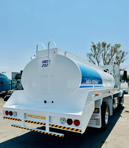 Pipa De Agua 10,000 Litros Camion Rabon Volvo Vnr 2019