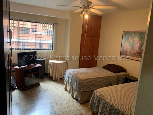 Venta De Aparatamento En Los Palos Grandes Jg