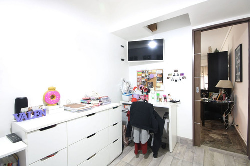 Imagen 9 de 24 de Venta Departamento 4 Ambientes Flores