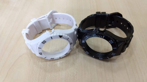 2 Pulseiras Champion 1 Preta 1 Branca Cp30119x Modelo Grande