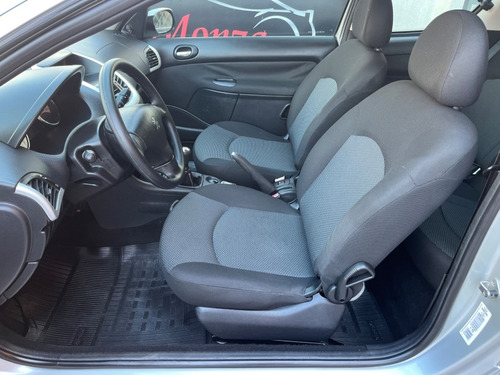 Peugeot 207 1.4 XR 8V FLEX 2P MANUAL