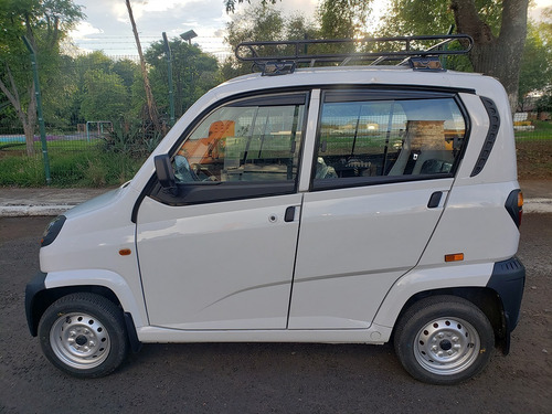 Imagen 5 de 11 de Bajaj Qute