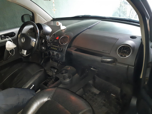 Volkswagen New Beetle 2.0 3p Automática