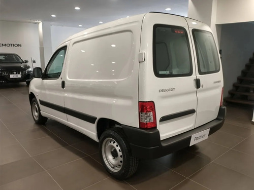 Imagen 13 de 15 de Peugeot Partner Furgón Y Patagónica 0km Tomamos Usados. -3