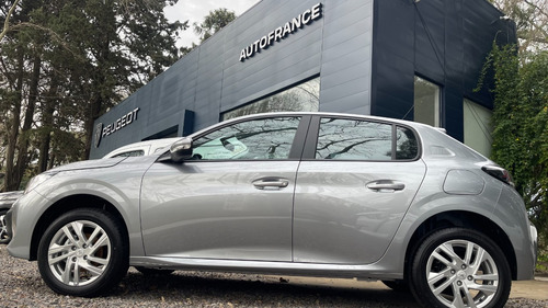 Imagen 6 de 25 de Peugeot 208 Active Pack Tiptronic