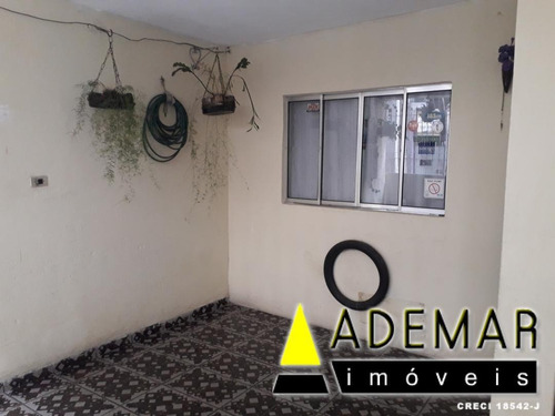 Imagem 6 de 15 de Vende Se Ótima Casa - 947