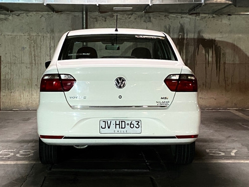 2017 Volkswagen Voyage 1.6 Manual Trendline