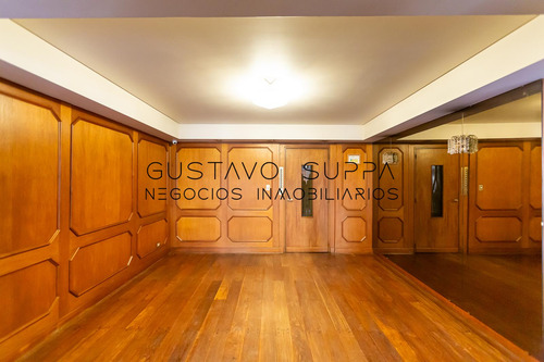 Hermoso Piso De 4 Ambientes Con Dependencia, Escritorio, Baulera Y Cochera
