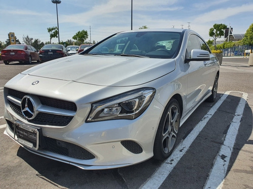 Imagen 6 de 12 de Mercedes-benz Clase Cla 2017 1.6 200 Cgi Sport At