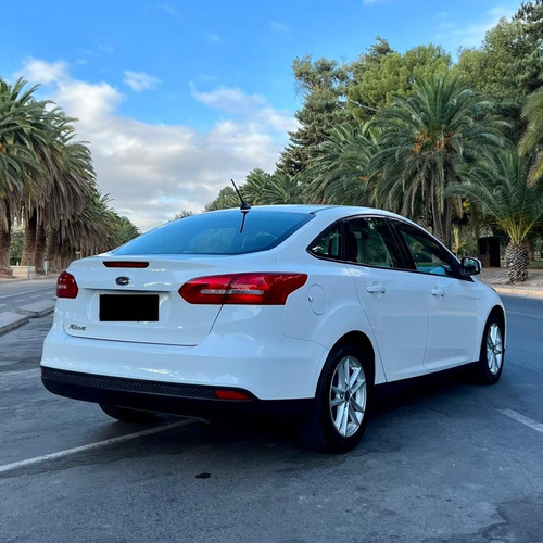 Imagen 4 de 10 de Ford Focus Iii 1.6 S Mt 4ptas. (l16)