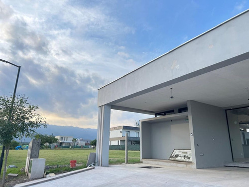 Venta Casa A Estrenar 3d -country Viento Sur