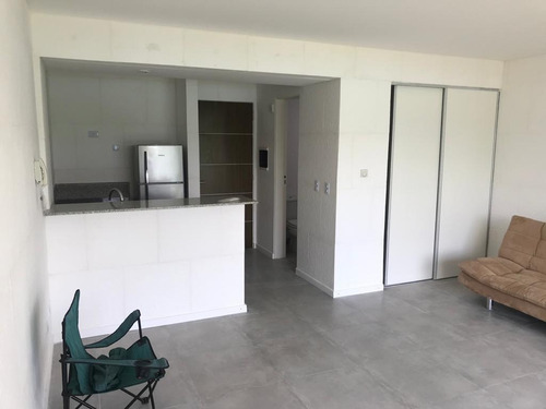 Venta 1 Amb. En Lagoon Pilar Con Jardin Y Vista A La Laguna