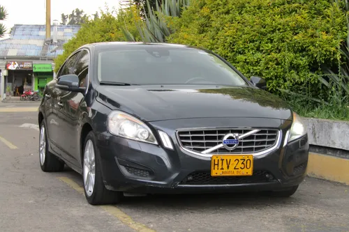 Volvo S60 2.0 Turbo T5 Premium