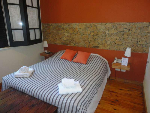 Imagen 6 de 24 de Hotel En Calle 18 De Julio- Colonia Del Sacramento