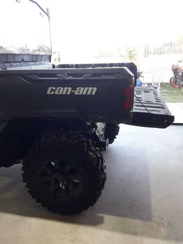Imagen 11 de 15 de Can Am Defender Hd8 Dps Cabinado Unico En El Pais Motoswift