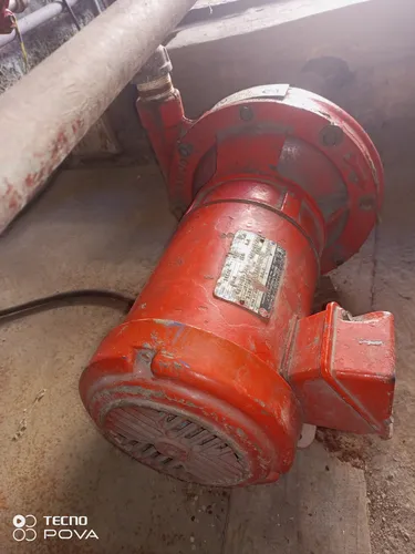 Bomba Trifásica De 3 Hp (Usado)