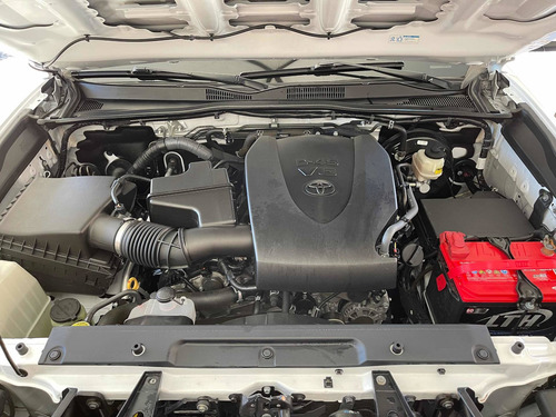 Imagen 12 de 13 de Toyota Tacoma 2017 3.5 Trd Sport At